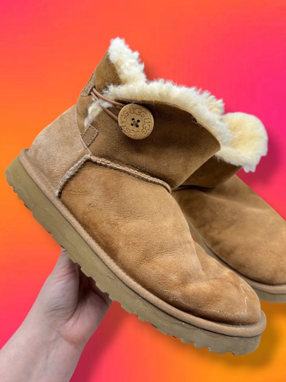 UGG Australia Classic Bailey Button II Sheepskin Suede Mini Ankle Boots Tan 10